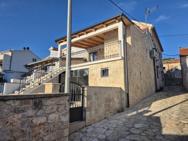 Casa da affittare 90 m² – Murter