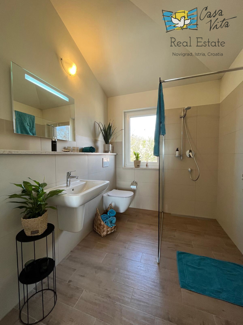House For sale - ISTARSKA NOVIGRAD