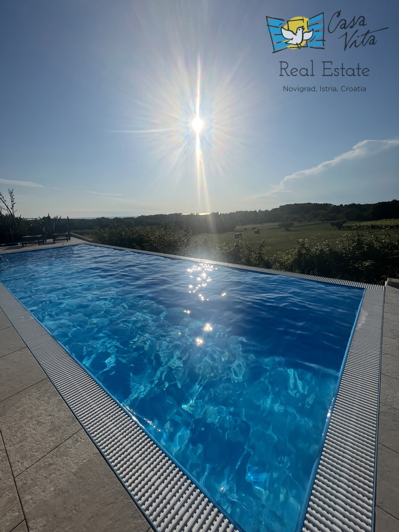 House For sale - ISTARSKA NOVIGRAD