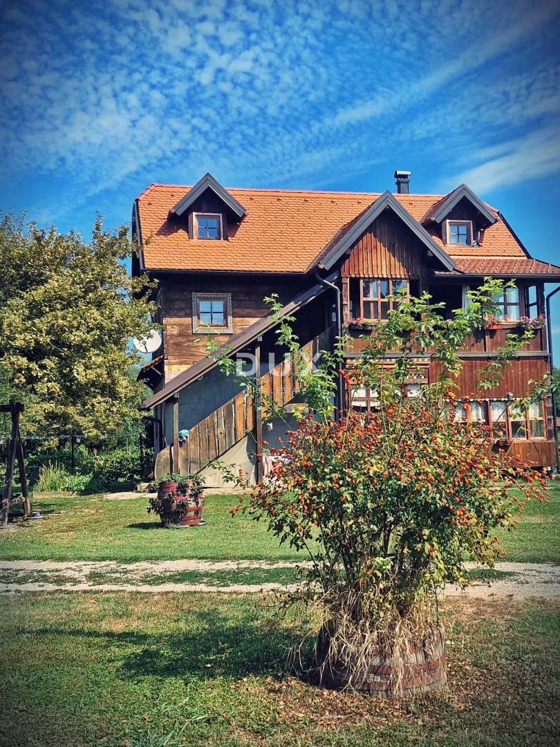 Grundstück Zu verkaufen - KARLOVAČKA KARLOVAC
