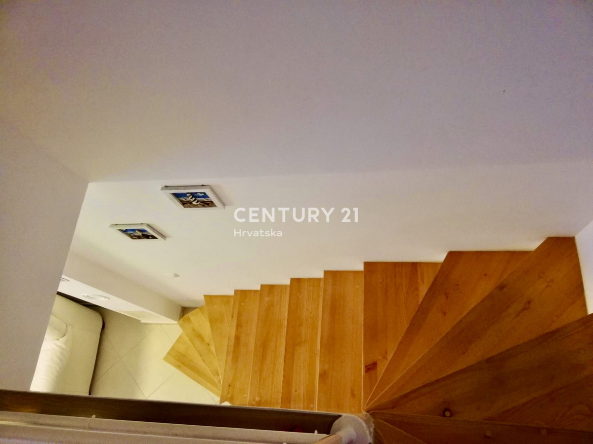 Flat For sale - ISTARSKA NOVIGRAD