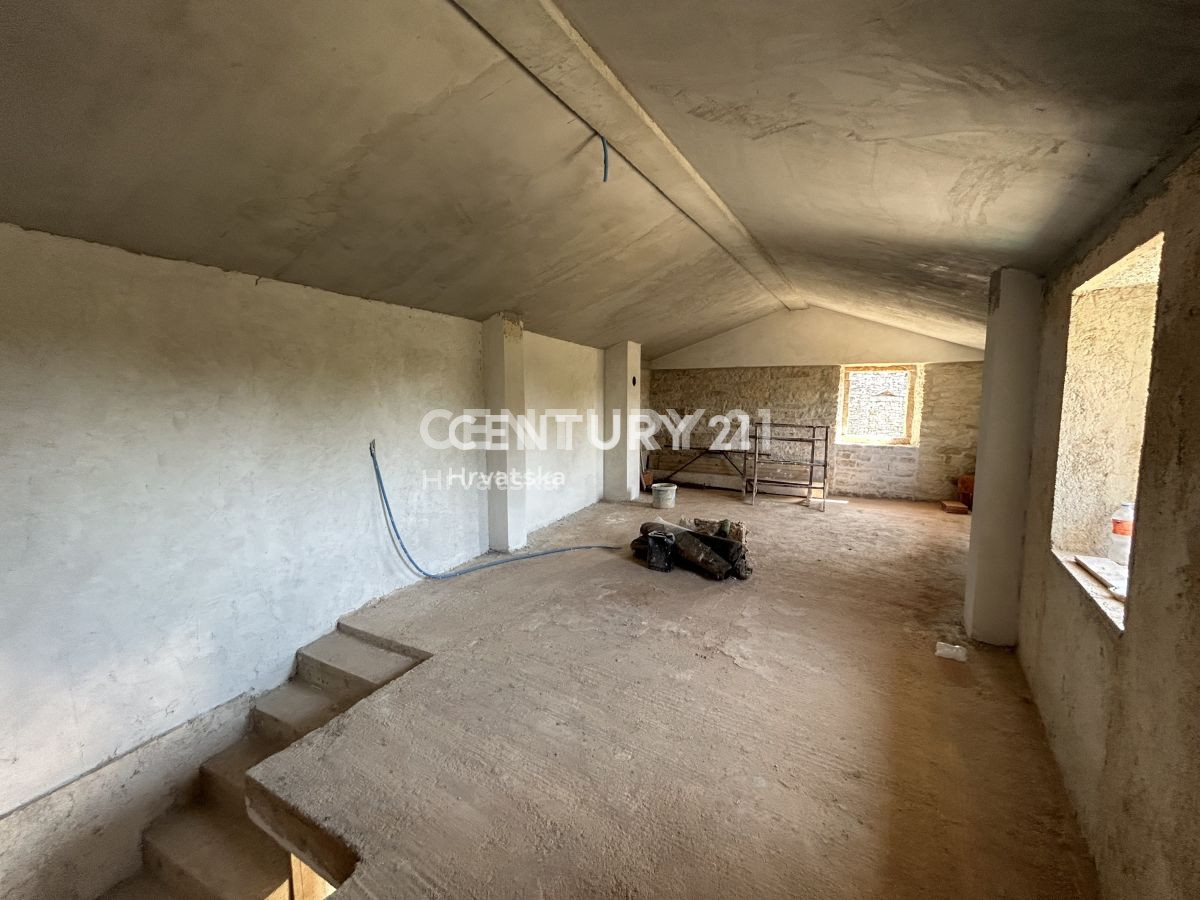 Haus Zu verkaufen - ISTARSKA GROŽNJAN