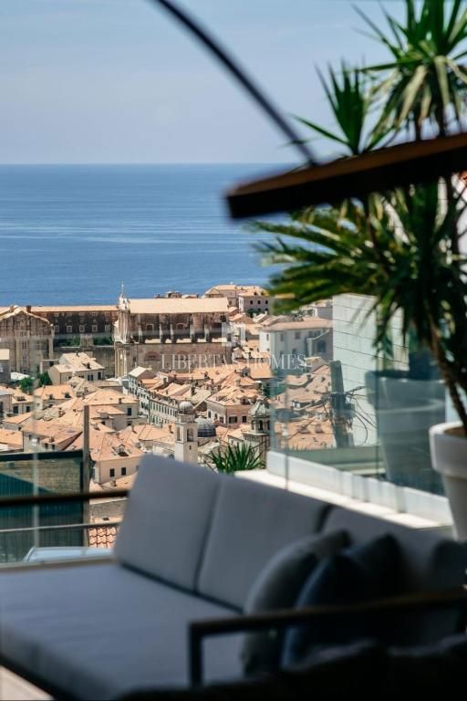 Mieszkanie Na sprzedaż - DUBROVAČKO-NERETVANSKA DUBROVNIK