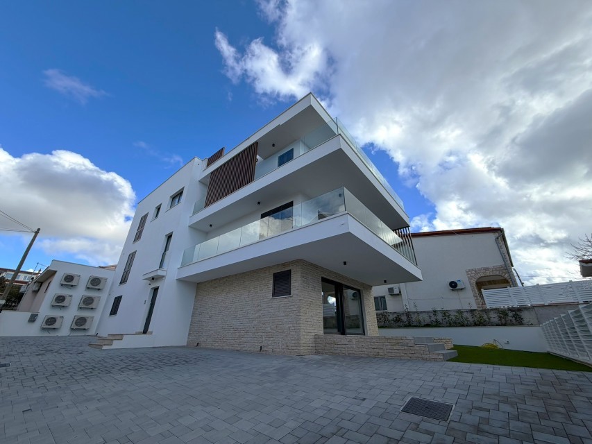 Stan Na prodaju - ŠIBENSKO-KNINSKA VODICE