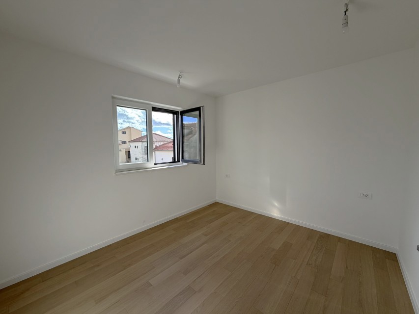 Flat For sale - ŠIBENSKO-KNINSKA VODICE