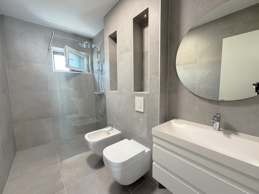 Flat For sale - ŠIBENSKO-KNINSKA VODICE