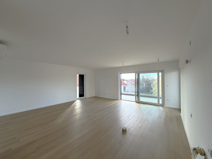 Flat For sale - šibensko-kninska Vodice - foto 2/17