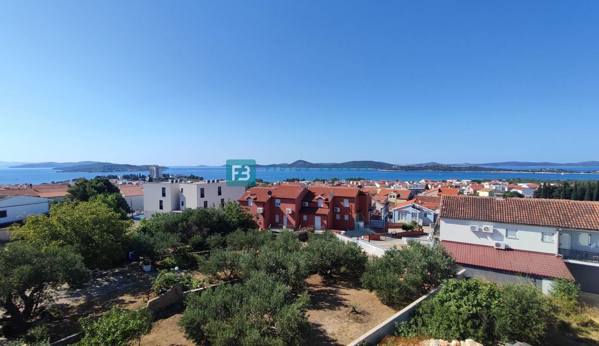 Apartma Na predaj - ŠIBENSKO-KNINSKA VODICE