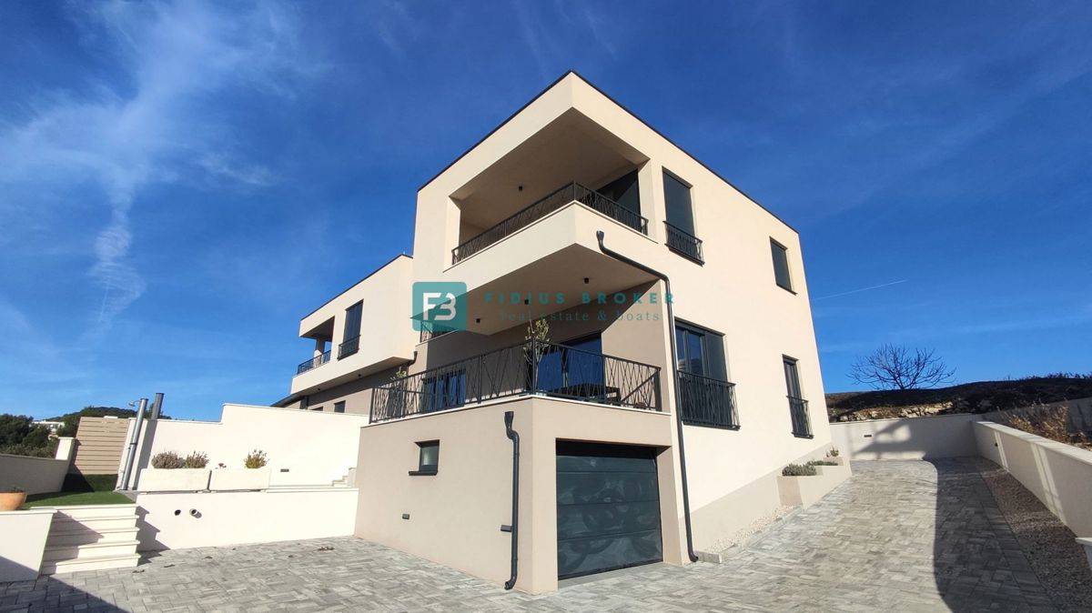 House For sale - šibensko-kninska Vodice - foto 2/50