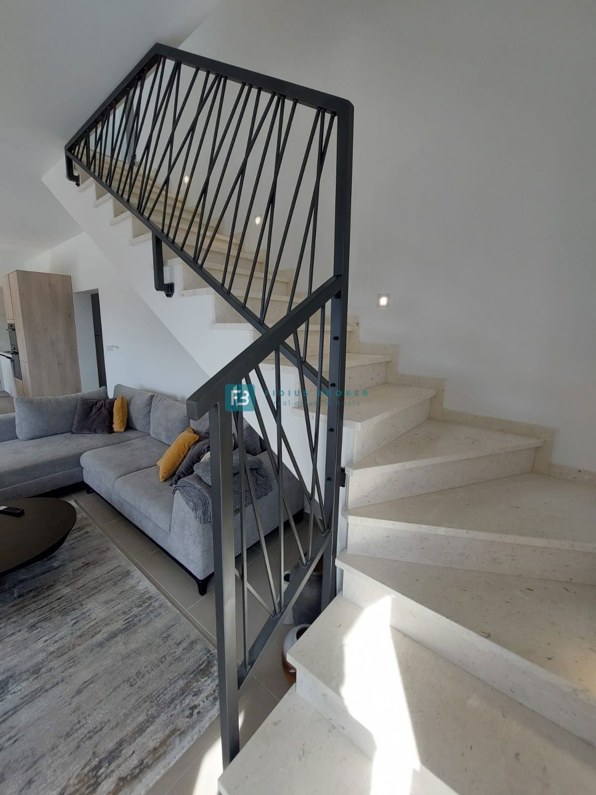 House For sale - ŠIBENSKO-KNINSKA VODICE