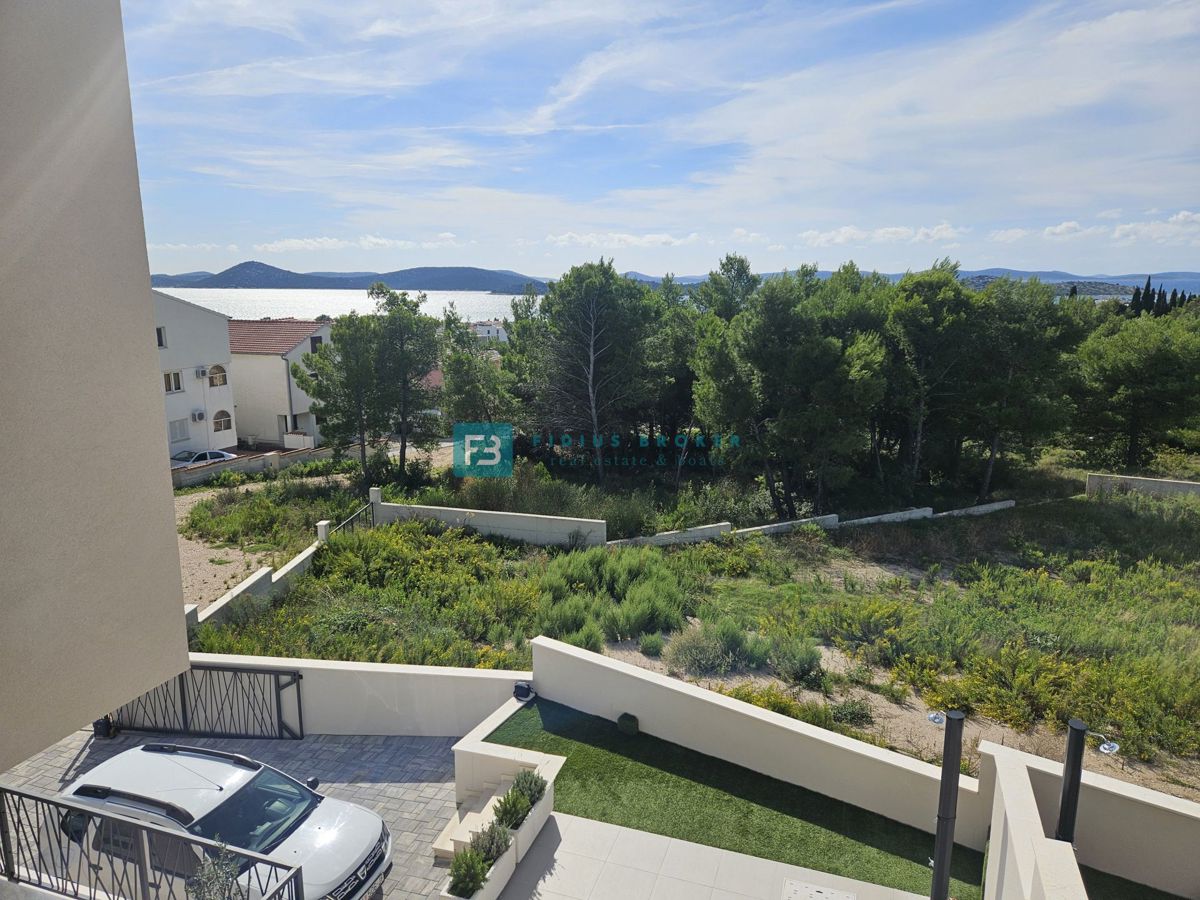 House For sale - ŠIBENSKO-KNINSKA VODICE
