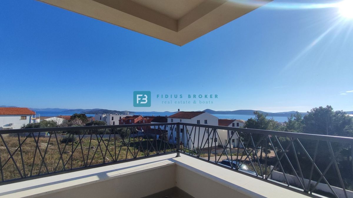 House For sale - ŠIBENSKO-KNINSKA VODICE