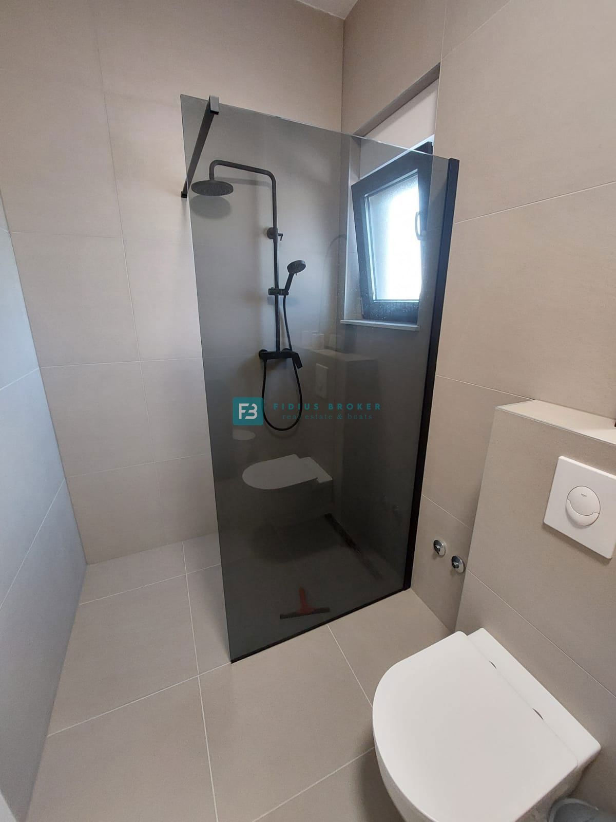 House For sale - ŠIBENSKO-KNINSKA VODICE