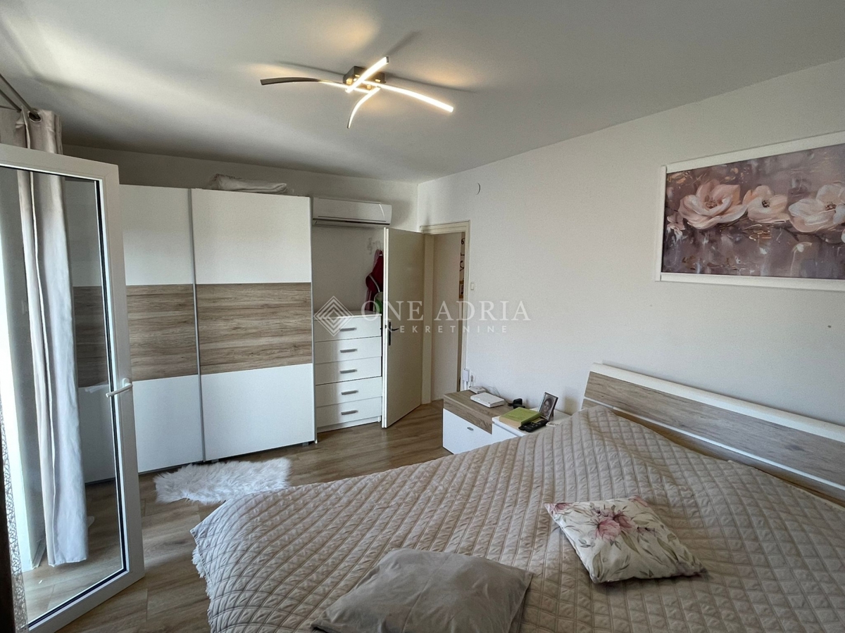 House For sale - PRIMORSKO-GORANSKA NOVI VINODOLSKI