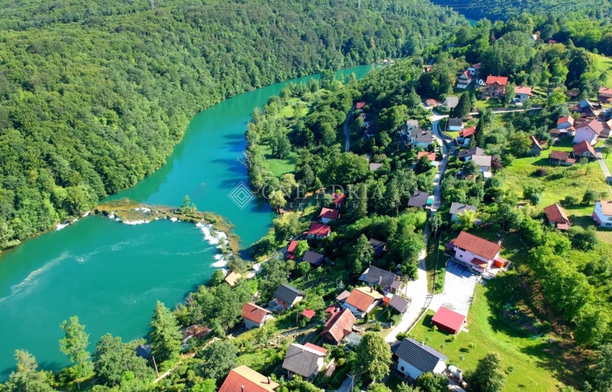 Dům Na prodej - KARLOVAČKA GENERALSKI STOL