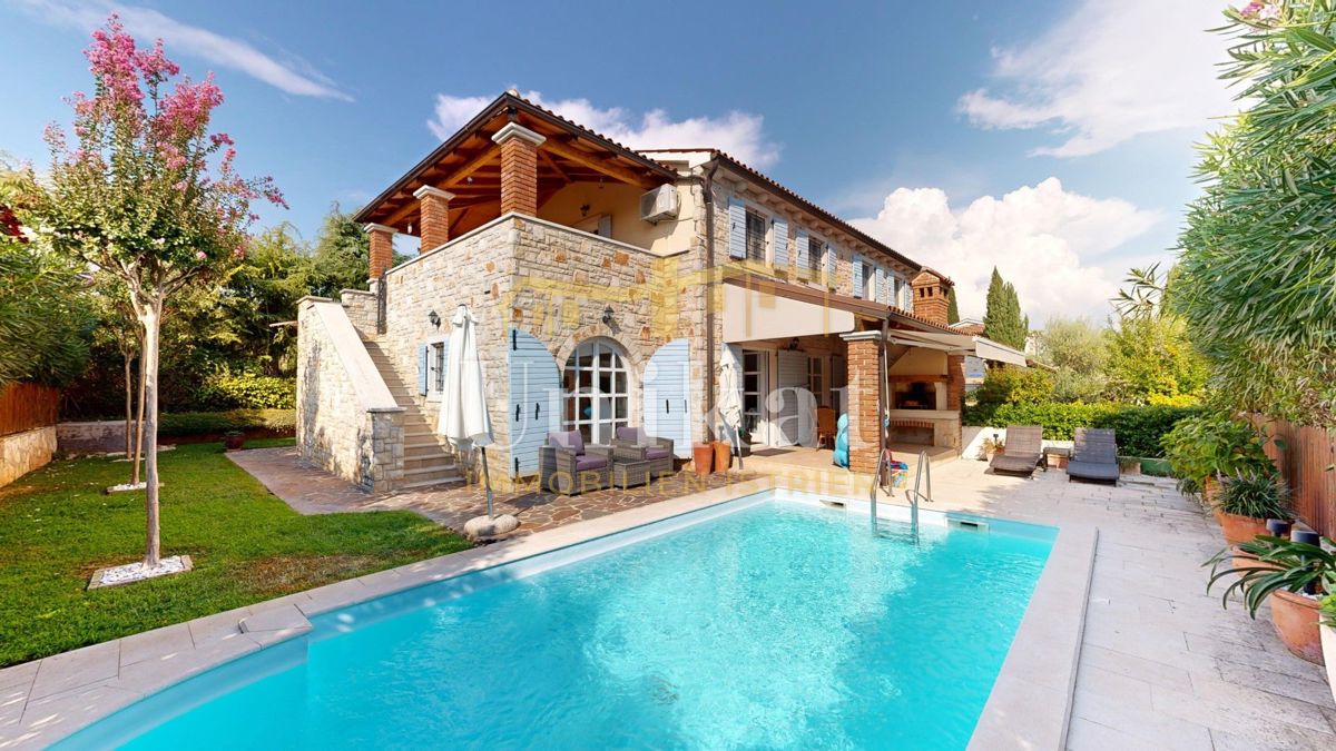 Casa In vendita - Istarska Poreč - foto 1/35