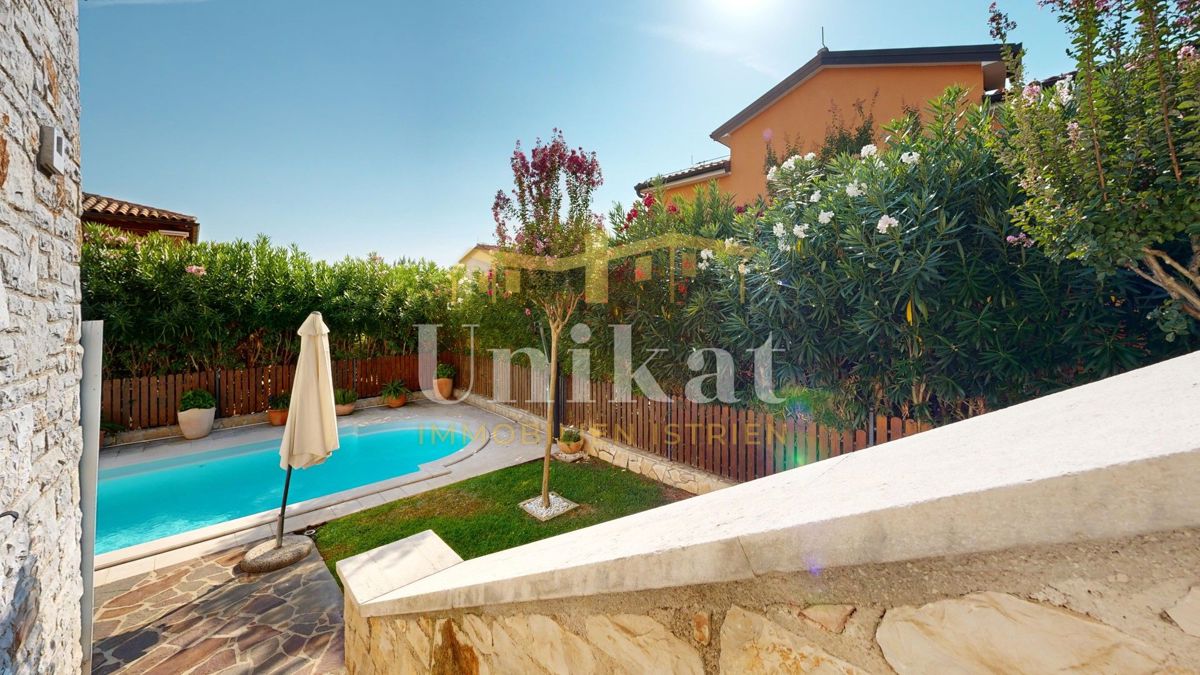 Casa In vendita - ISTARSKA POREČ