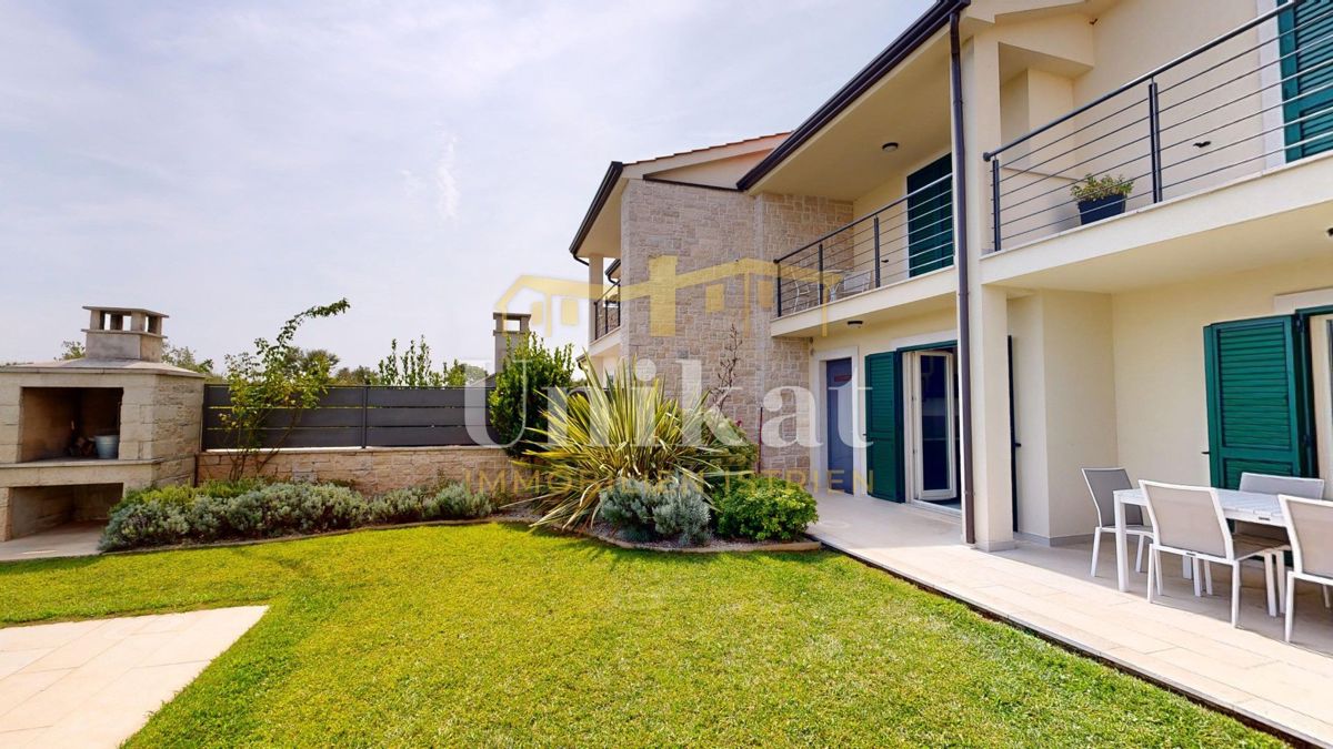 Casa In vendita - ISTARSKA KAŠTELIR