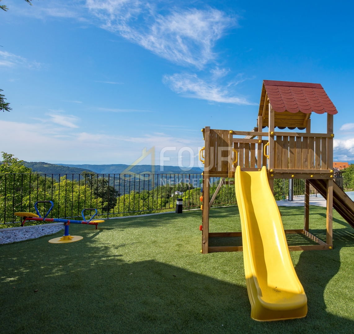 House For sale - ISTARSKA PAZIN