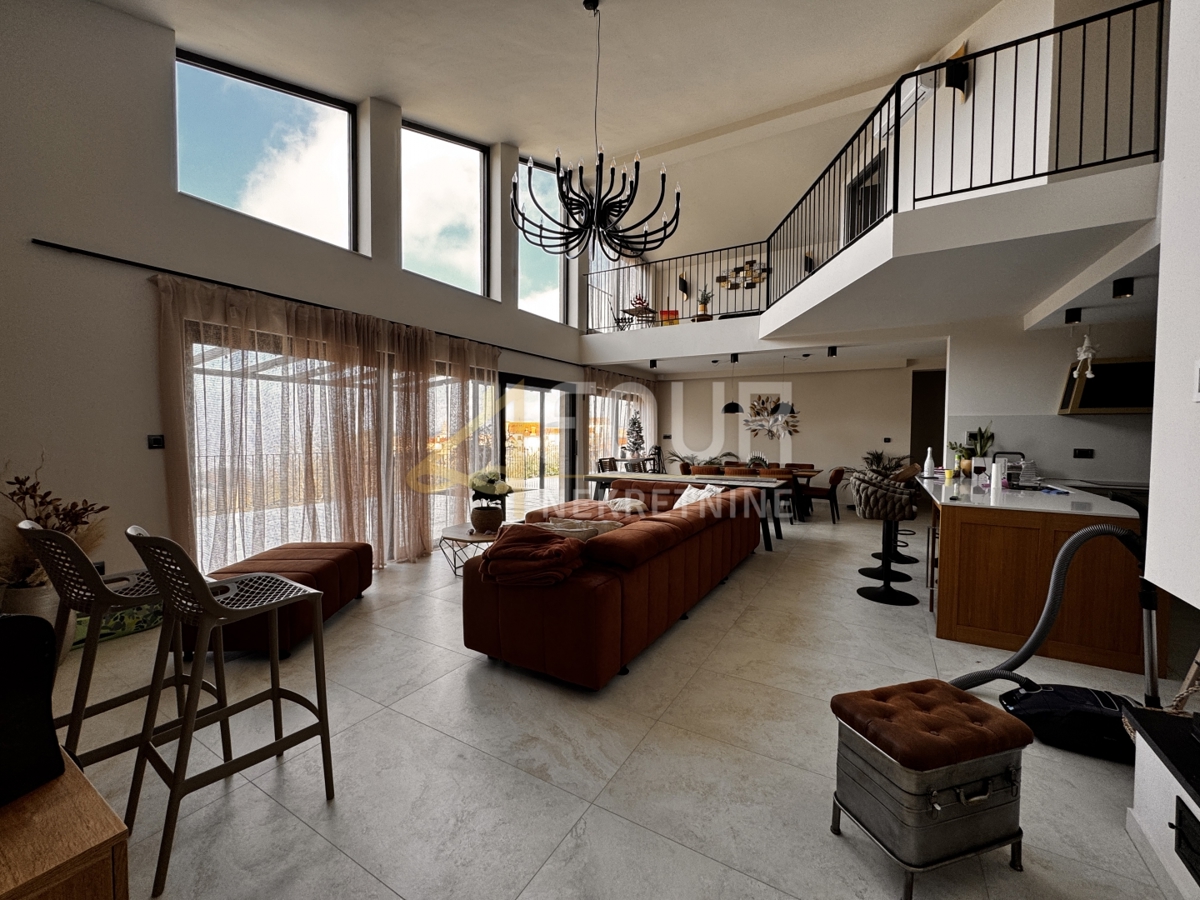 House For sale - ISTARSKA PAZIN