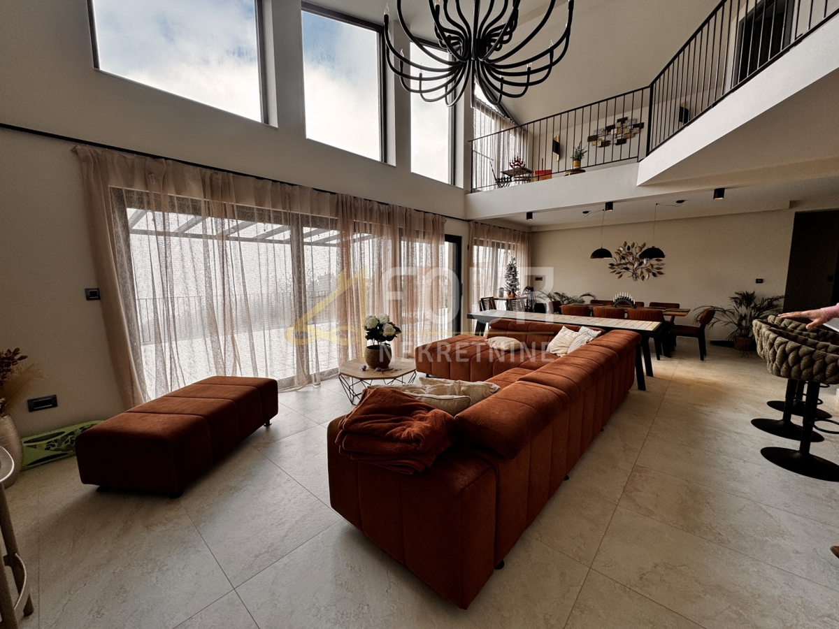 House For sale - ISTARSKA PAZIN