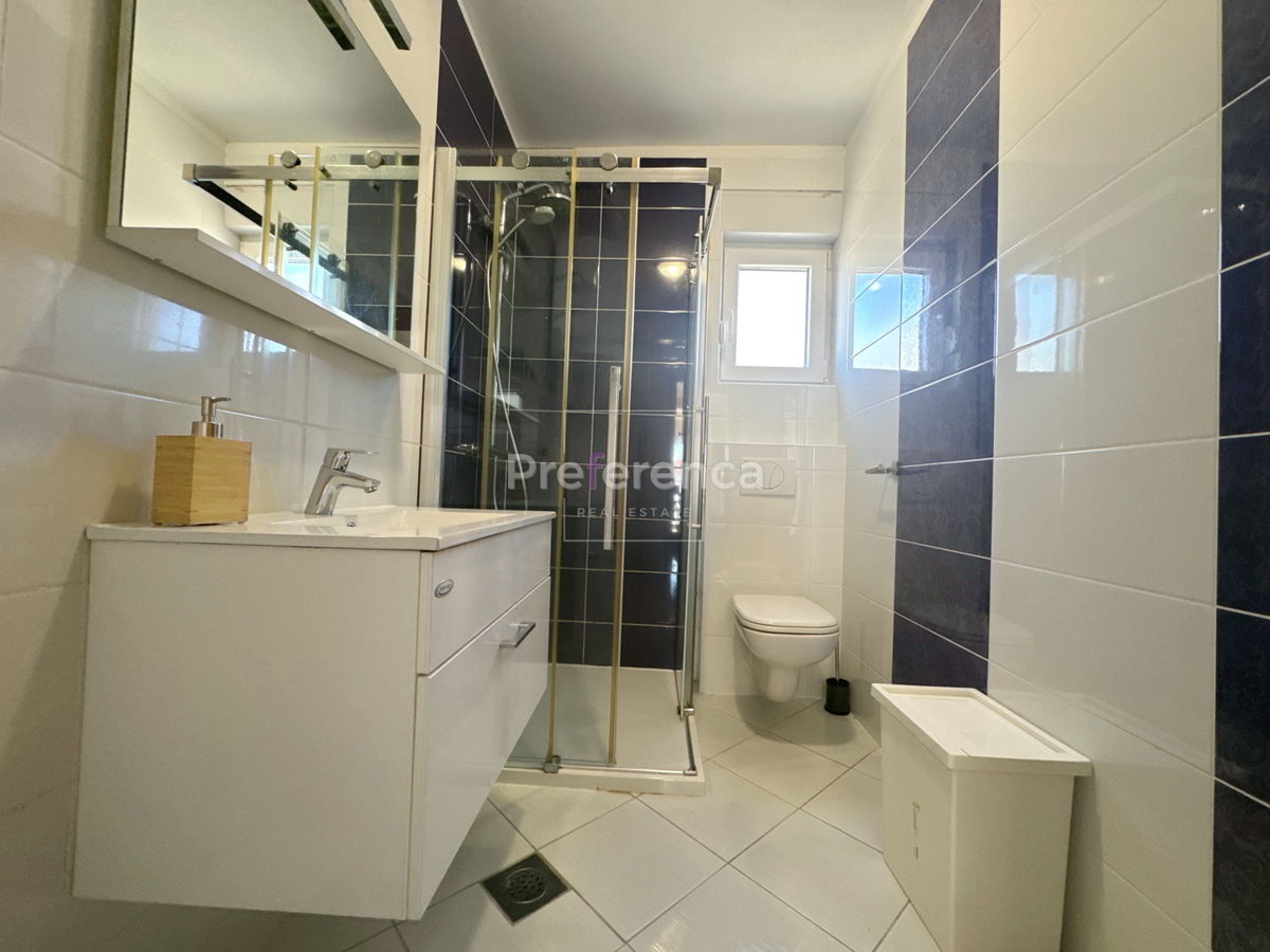 Apartma Na predaj - LIČKO-SENJSKA NOVALJA