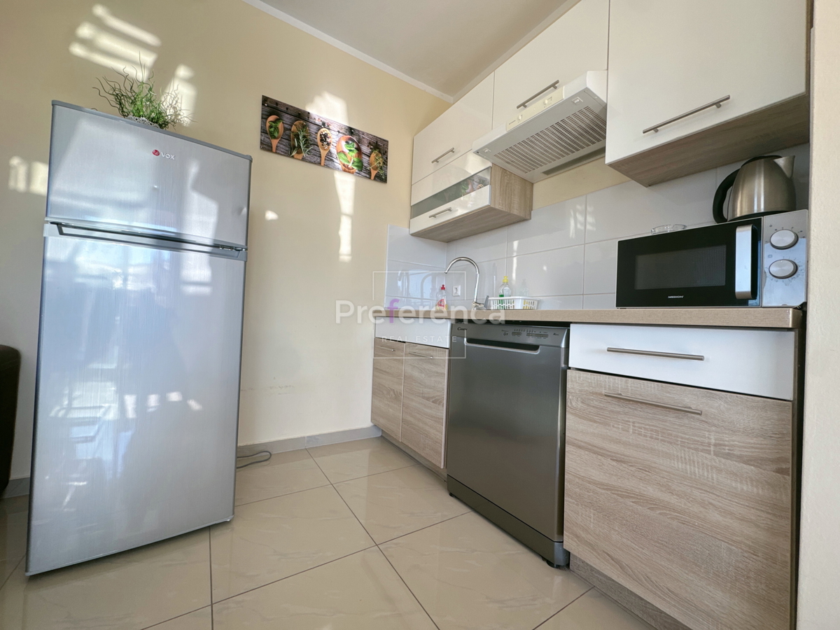 Apartma Na predaj - LIČKO-SENJSKA NOVALJA