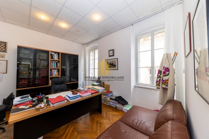 Business premises for rent 33 m² – Zadar