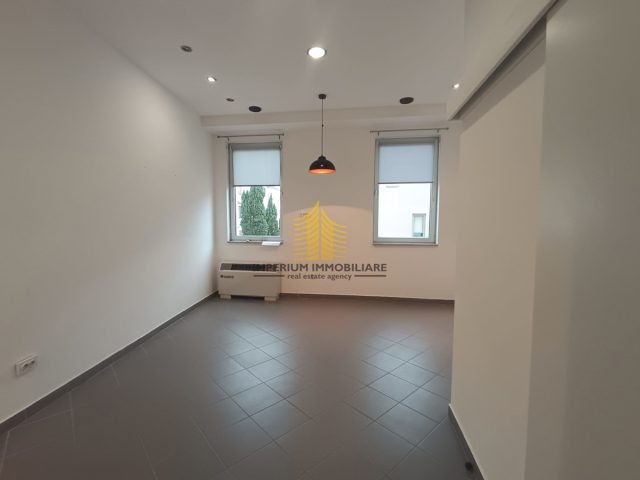 Business premises for rent 28 m² – Zadar