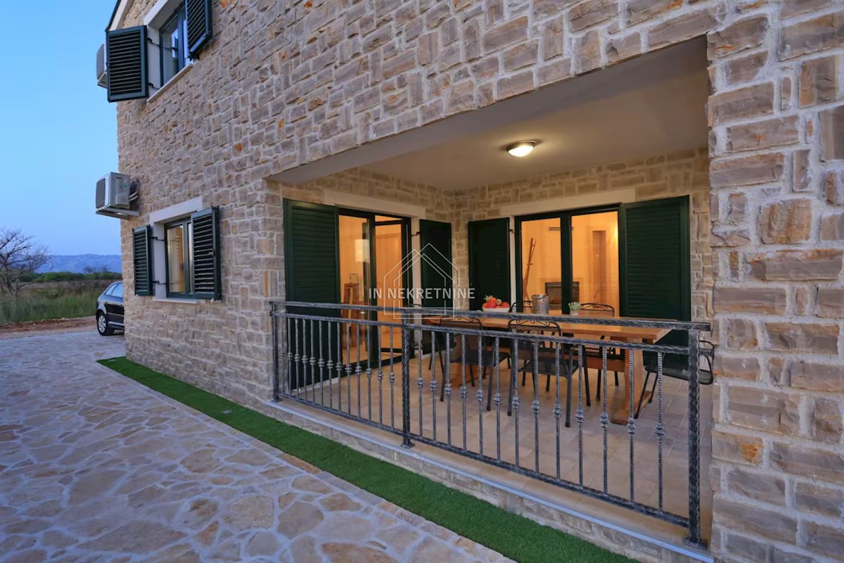 House For sale - ZADARSKA PRIVLAKA