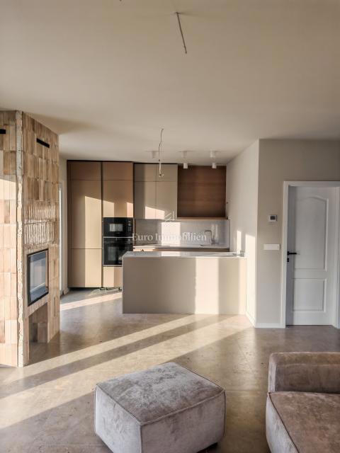 House For sale - ISTARSKA NOVIGRAD