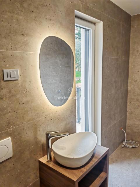 House For sale - ISTARSKA NOVIGRAD