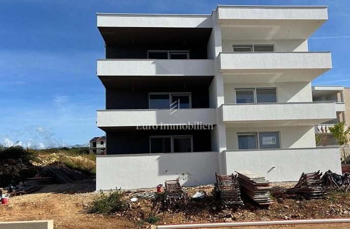 Appartamento in vendita 93 m² – Novalja