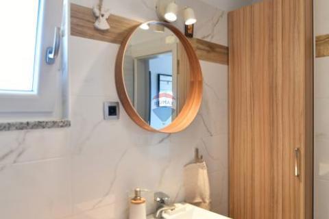 Flat For sale - PRIMORSKO-GORANSKA KASTAV