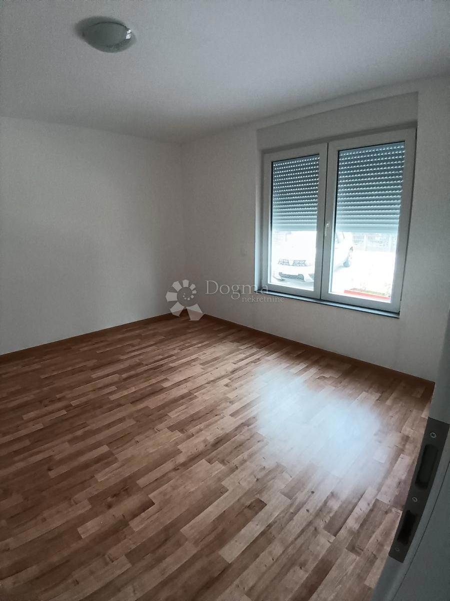 Dom Na predaj - OSJEČKO-BARANJSKA DONJI MIHOLJAC