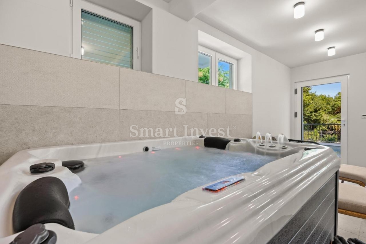 House For sale - PRIMORSKO-GORANSKA OPATIJA