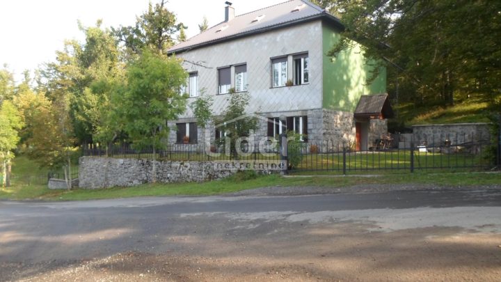 House for sale 300 m² – Mrkopalj