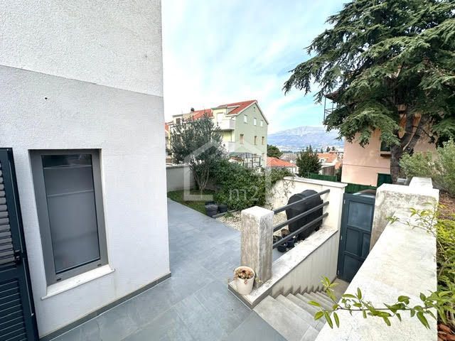 Flat For sale - SPLITSKO-DALMATINSKA SPLIT