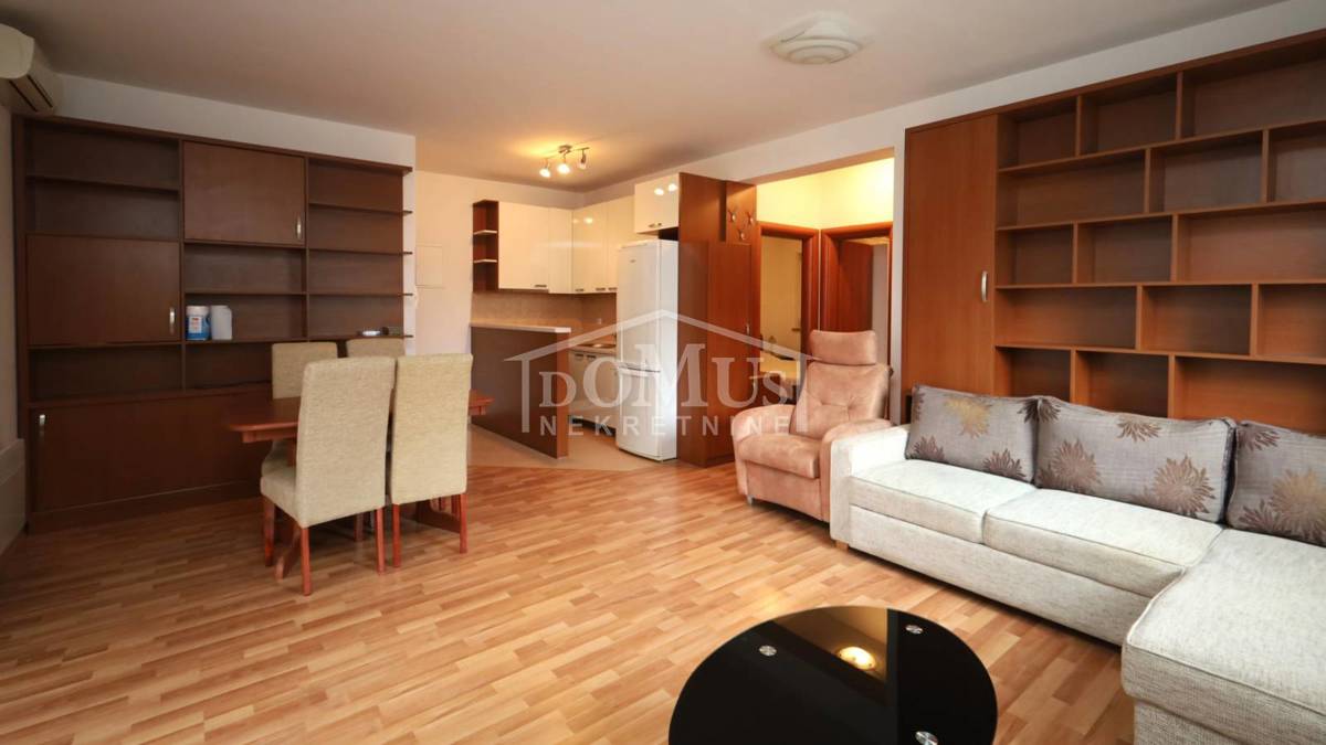 Flat For sale - ŠIBENSKO-KNINSKA VODICE