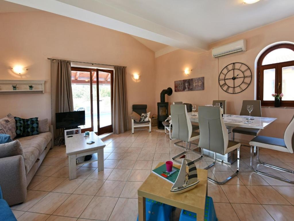 House For sale - ISTARSKA VIŠNJAN