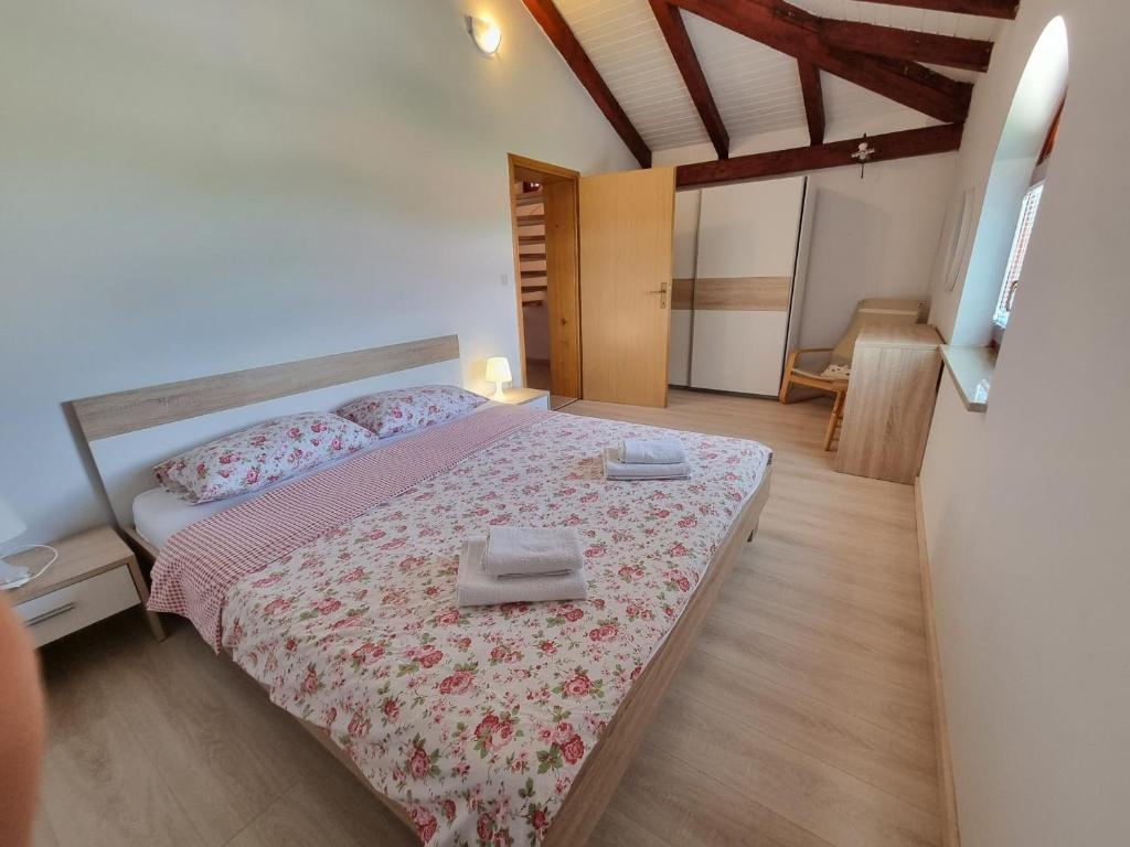 House For sale - ISTARSKA VIŠNJAN