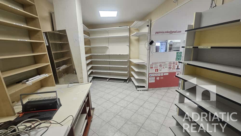 Commerciale In vendita - ŠIBENSKO-KNINSKA VODICE