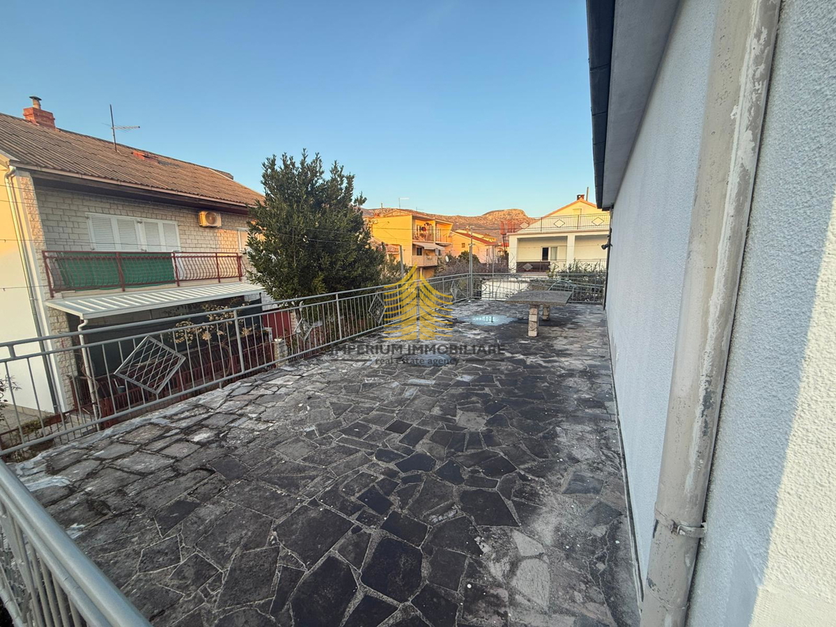 House For rent - SPLITSKO-DALMATINSKA KAŠTELA