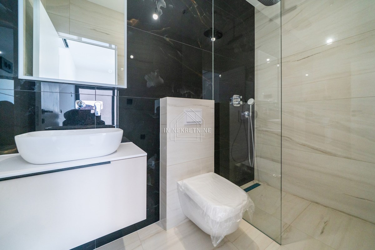 House For sale - ZADARSKA NIN