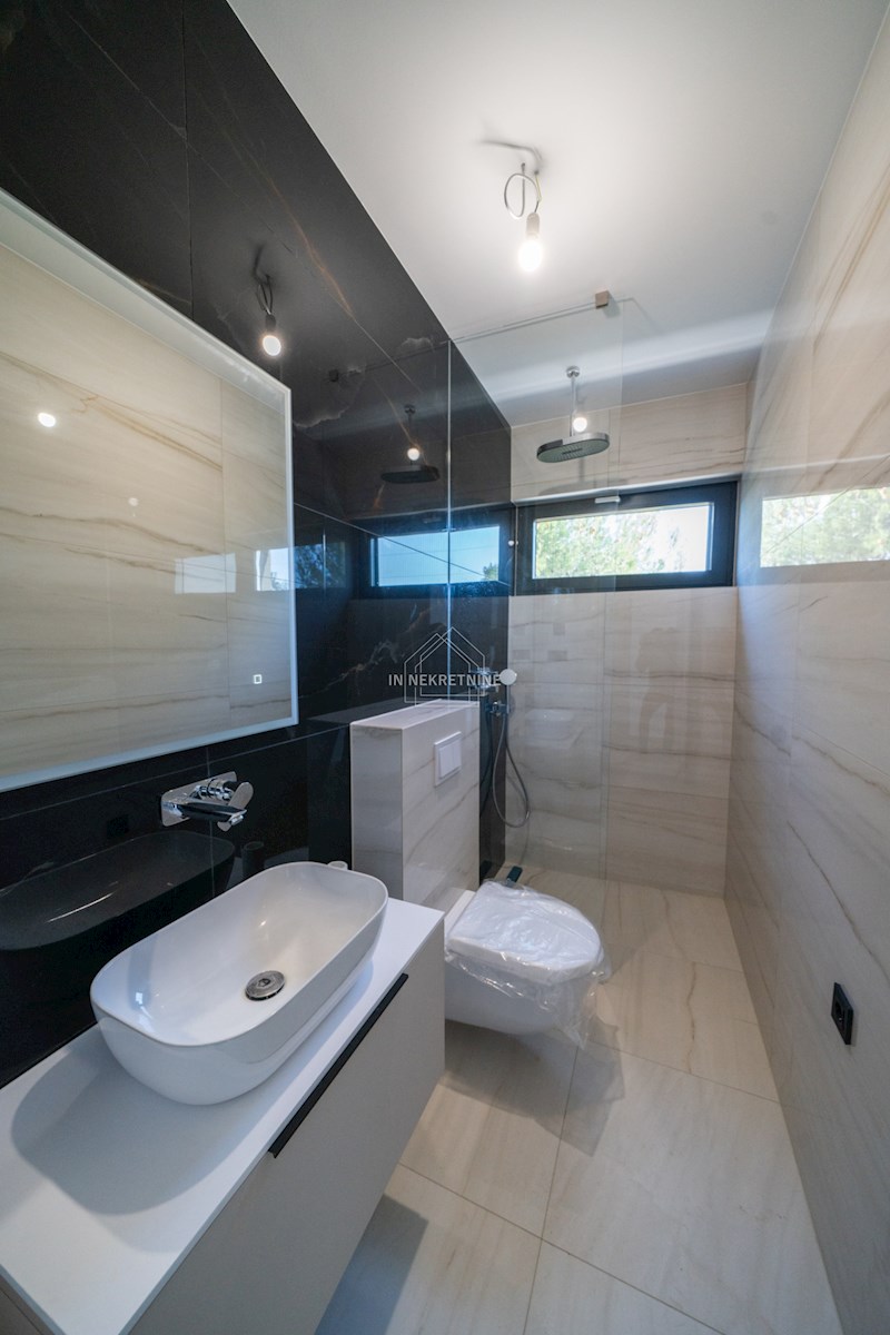 House For sale - ZADARSKA NIN