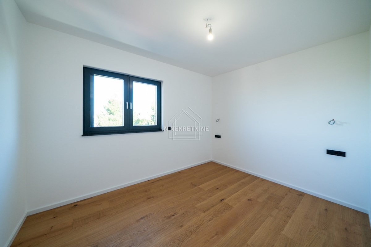 House For sale - ZADARSKA NIN