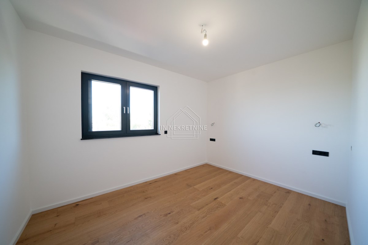House For sale - ZADARSKA NIN