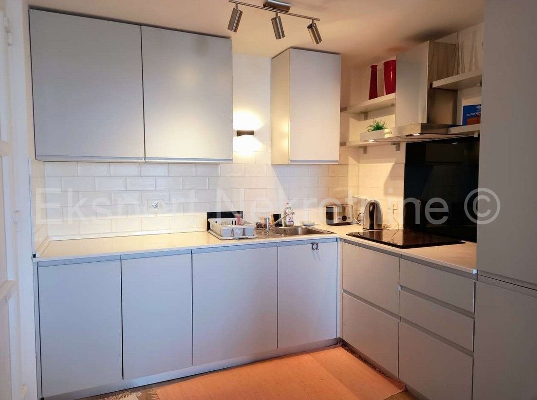 Flat For sale - SPLITSKO-DALMATINSKA SEGET