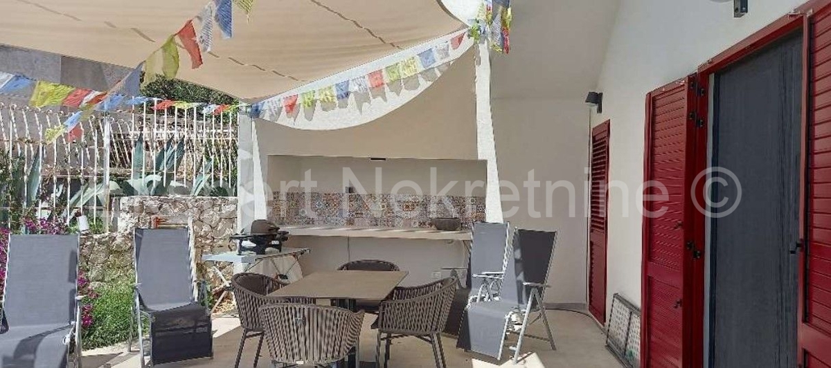 Flat For sale - SPLITSKO-DALMATINSKA SEGET