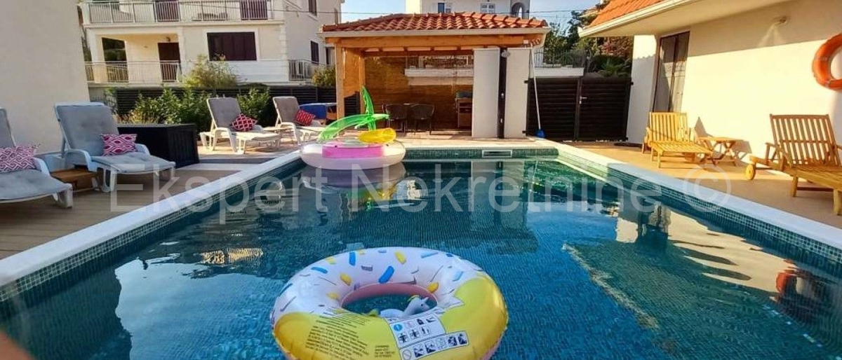 Apartment Zu verkaufen - SPLITSKO-DALMATINSKA SEGET